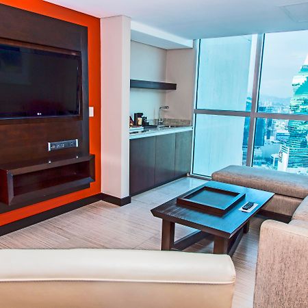 Hard Rock Hotel Panama Megapolis Exteriör bild A living room at the hotel