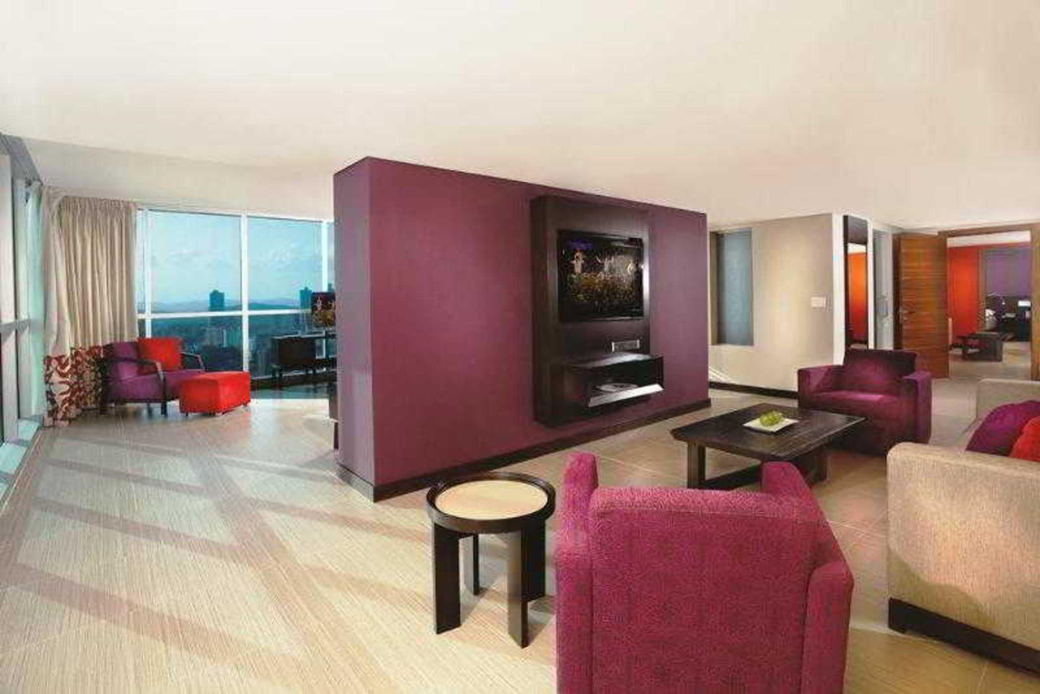 Hard Rock Hotel Panama Megapolis Exteriör bild A suite at the W Hotel, San Francisco