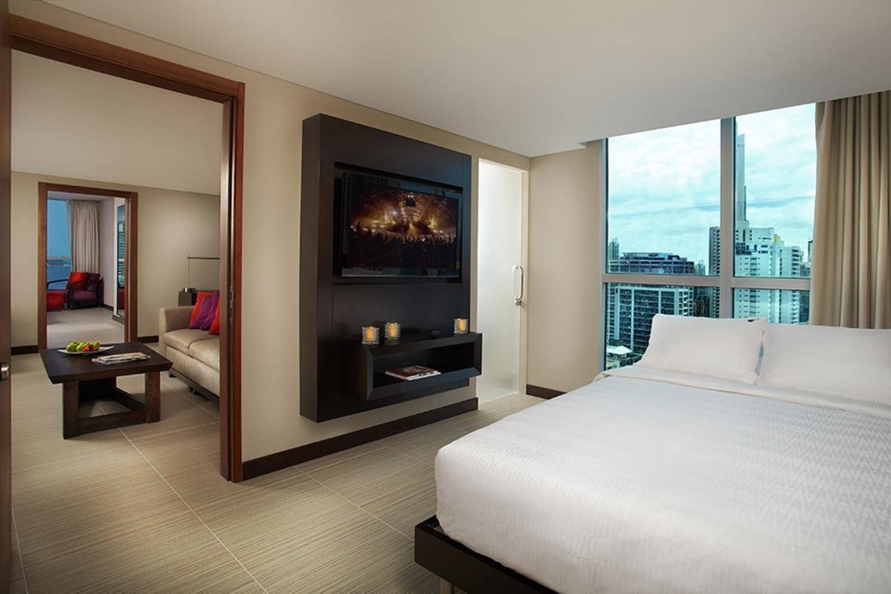 Hard Rock Hotel Panama Megapolis Exteriör bild Suite at the JW Marriott Hotel Bangkok