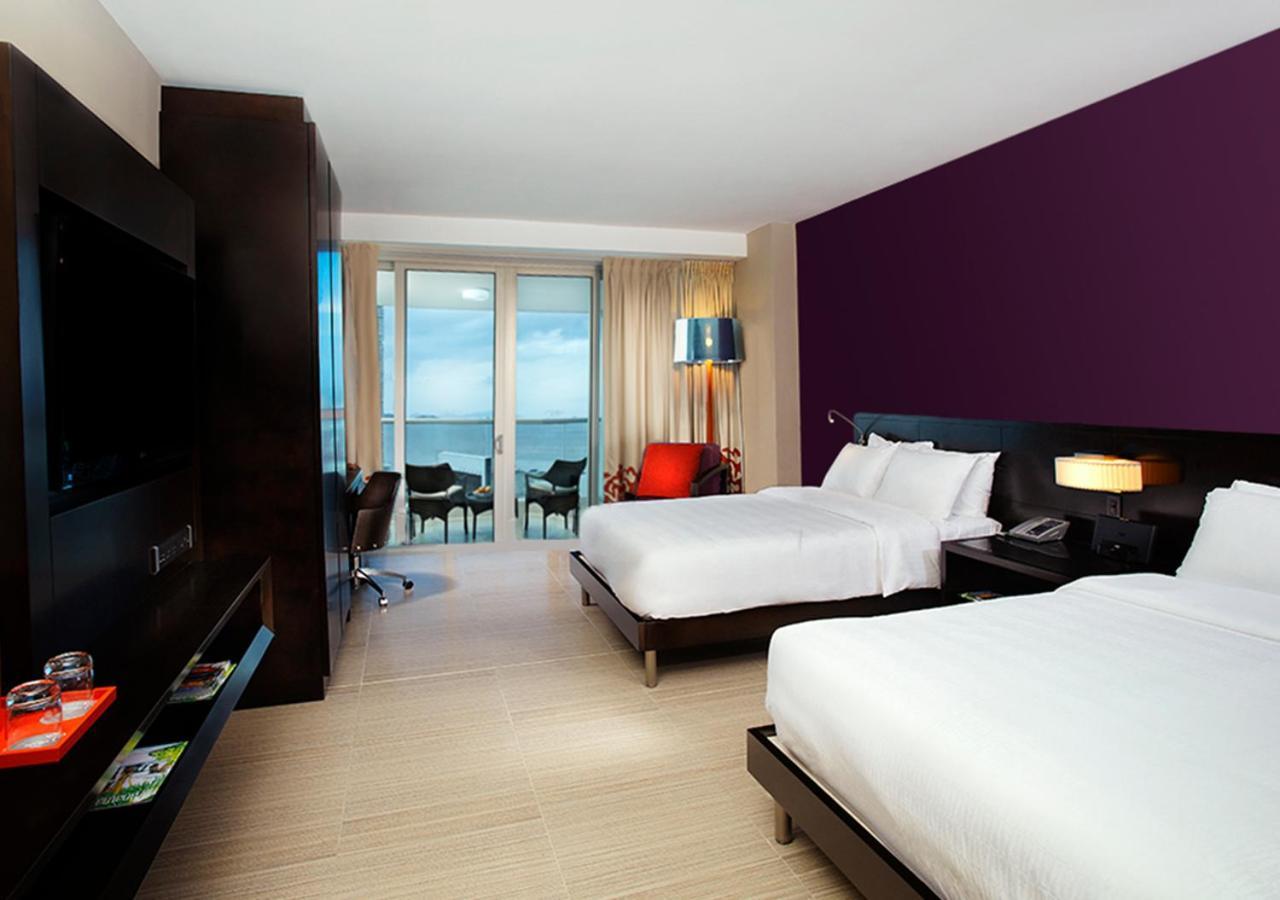 Hard Rock Hotel Panama Megapolis Exteriör bild A room at the Hard Rock Hotel